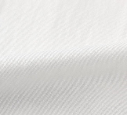 軽やかで合わせやすい、洗練されたホワイトジャケット ME0005