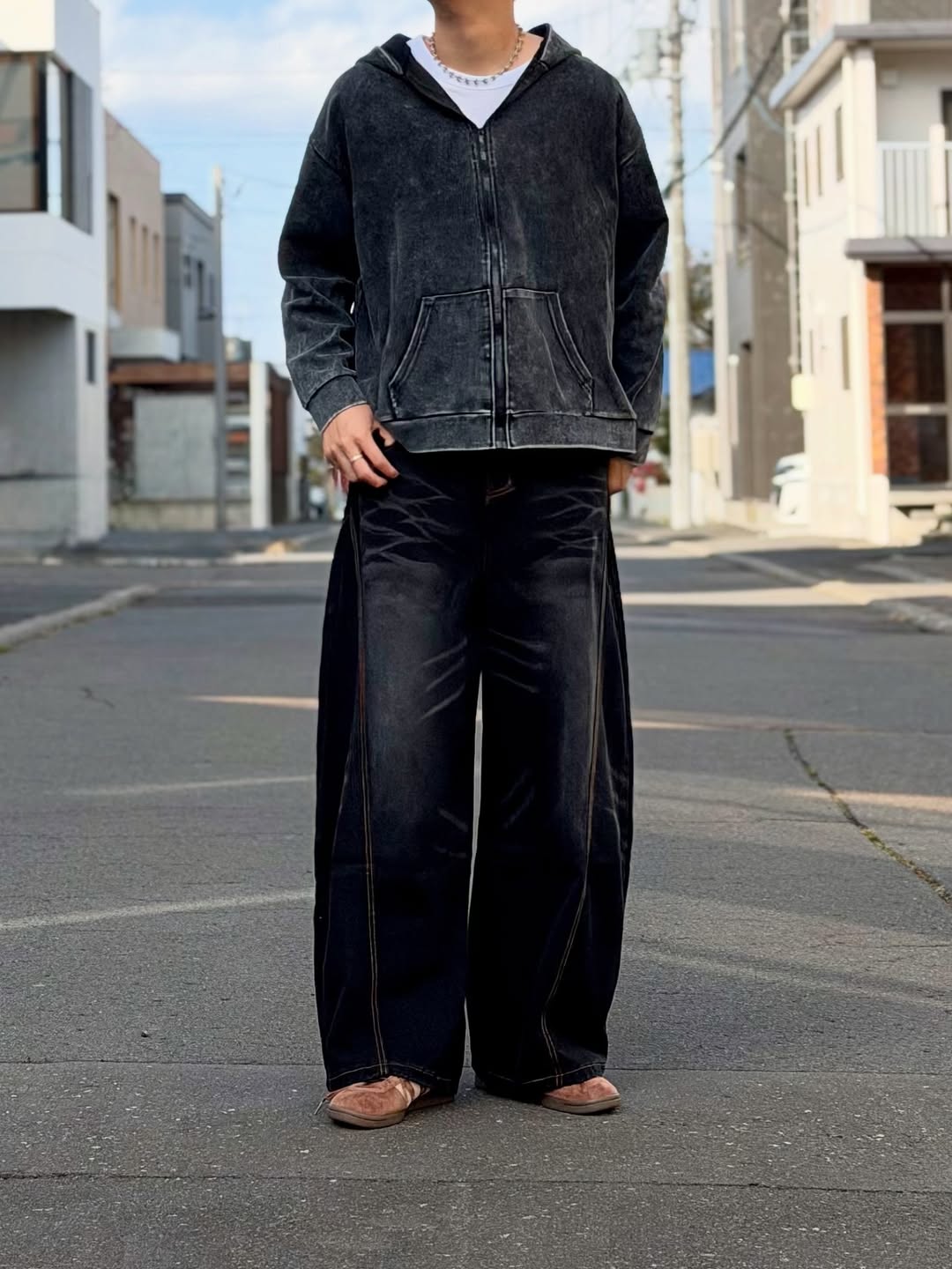 Barrel Leg Curved Denim Pants TK0336