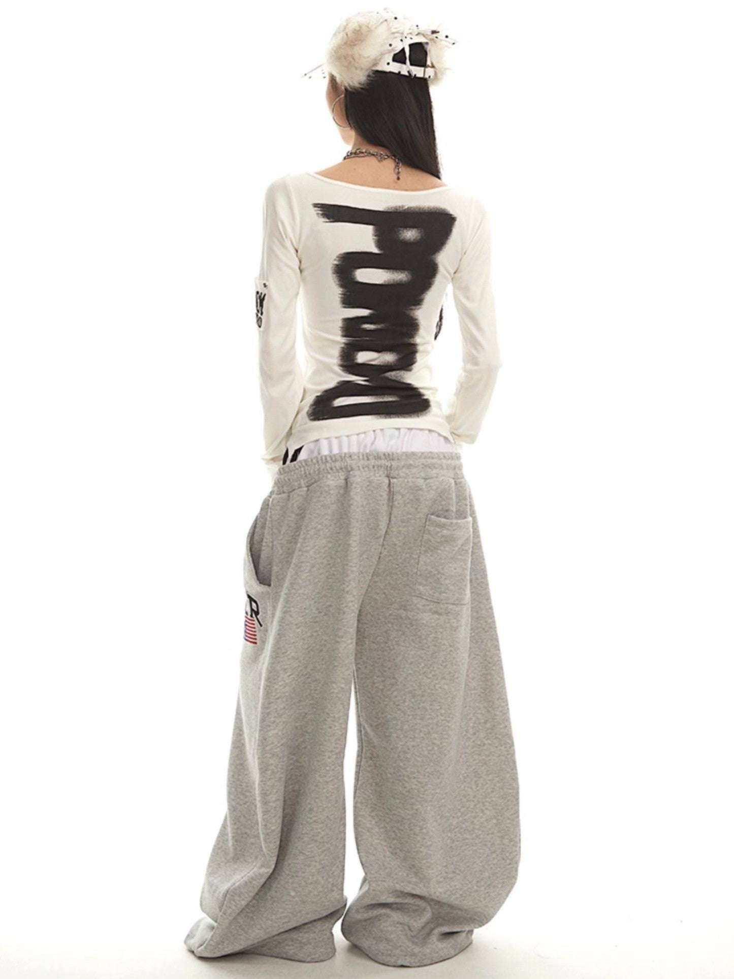 Reversible 2-Way Street Logo Print Long-Sleeve T-Shirt TK0376