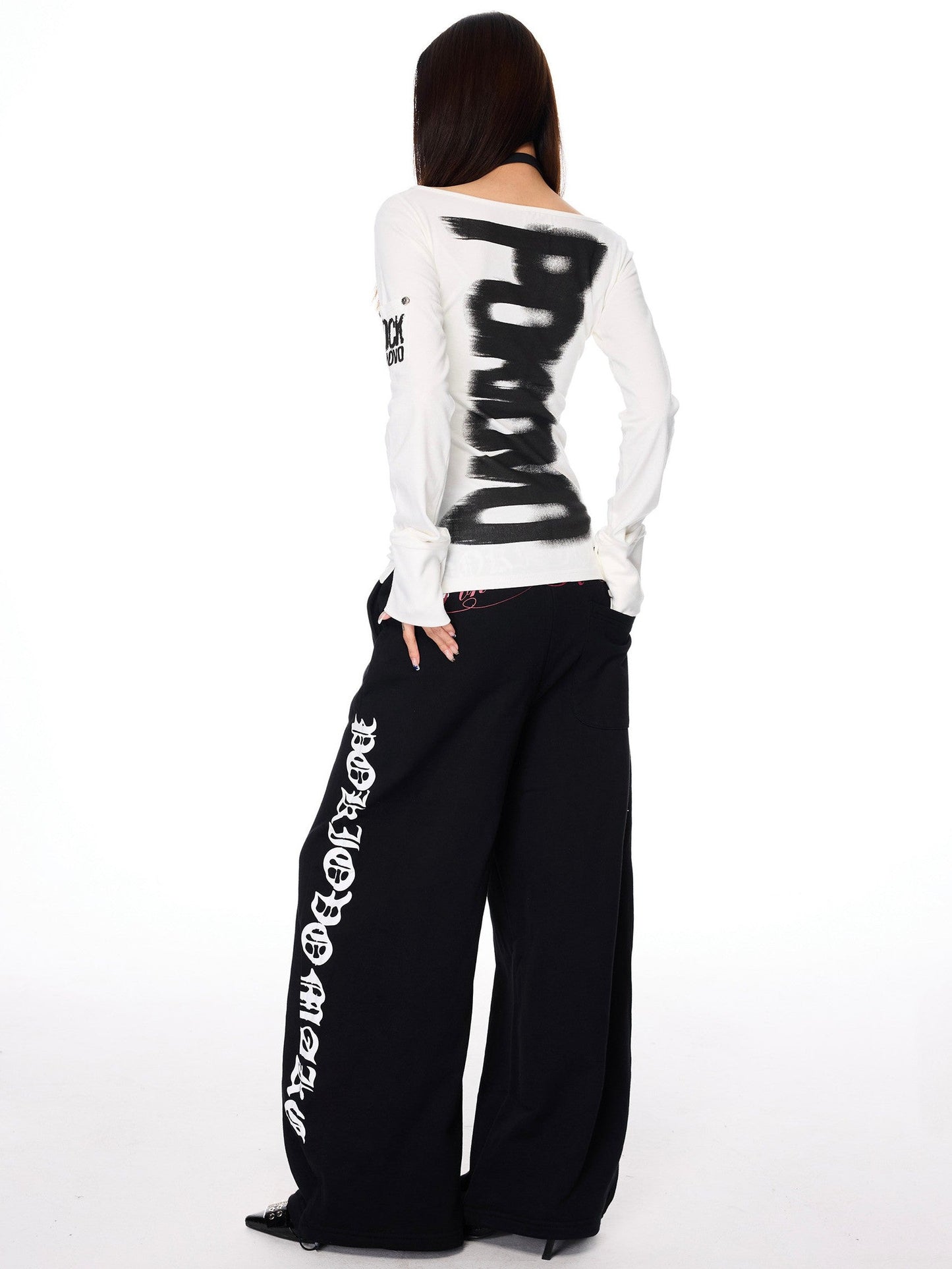 Reversible 2-Way Street Logo Print Long-Sleeve T-Shirt TK0376